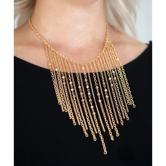 First Class Fringe Necklace Set NWT - Picture 2 of 3